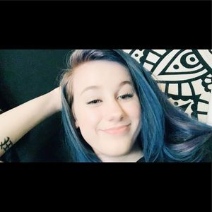 Meet your Posher, Natalie